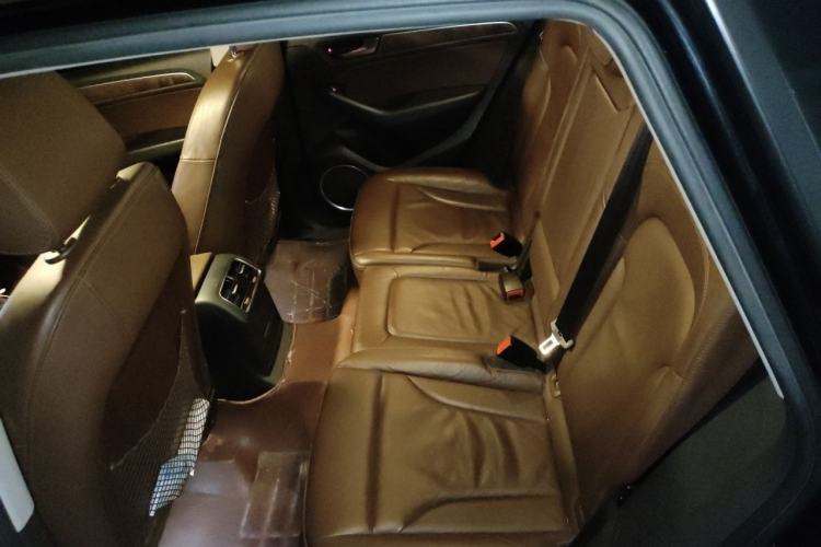 Used Audi Q5 2013 40 TFSI Comfort Edition Left Rear Seat