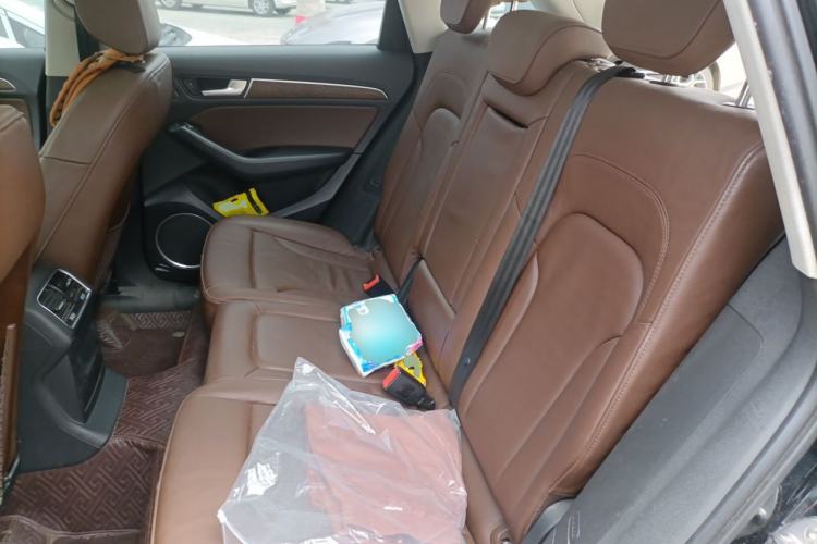 Used Audi Q5 2013 40 TFSI Comfort Edition Left Rear Seat