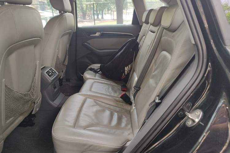Used Audi Q5 2013 40 TFSI Technology Edition Left Rear Seat