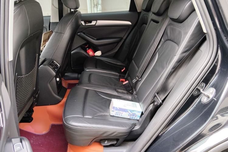 Used Audi Q5 2013 40 TFSI Technology Edition Left Rear Seat