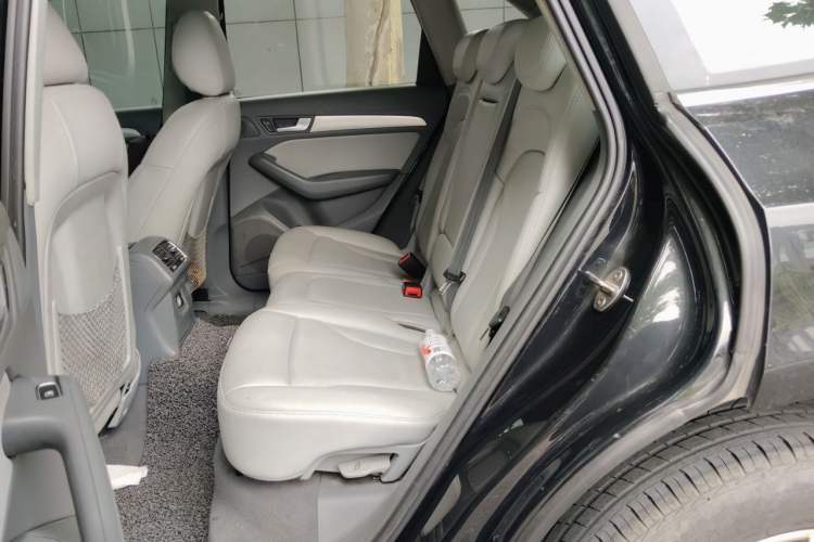 Used Audi Q5 2013 40 TFSI Technology Edition Left Rear Seat