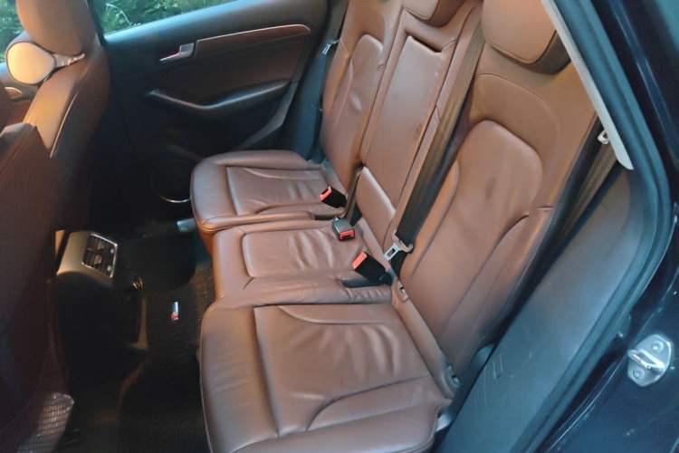 Used Audi Q5 2013 40 TFSI Technology Edition Left Rear Seat