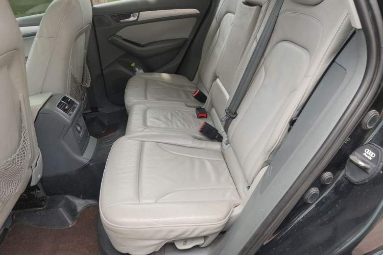 Used Audi Q5 2013 40 TFSI Technology Edition Left Rear Seat