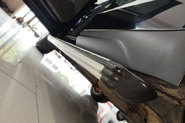 Used Audi Q5 2013 40 TFSI Technology Edition Left Side Sill