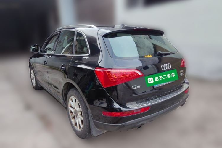 Used Audi Q5 2013 40 TFSI Technology Edition Rear Left 45 Deg