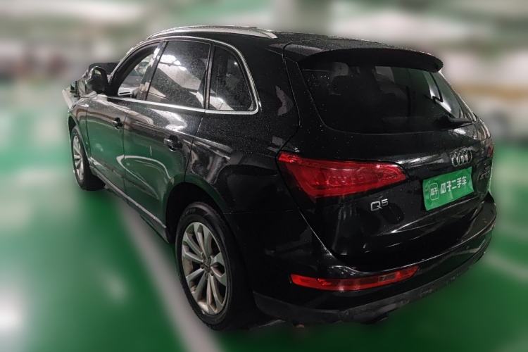 Used Audi Q5 2013 40 TFSI Technology Edition Rear Left 45 Deg