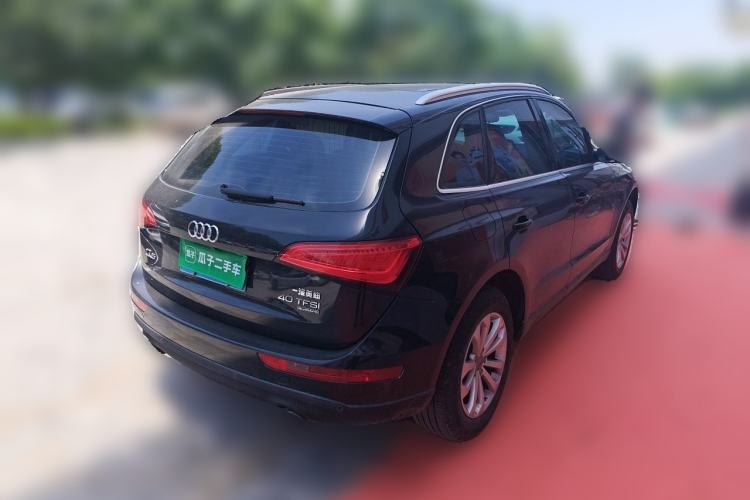 Used Audi Q5 2013 40 TFSI Technology Edition Rear Right 45 Deg