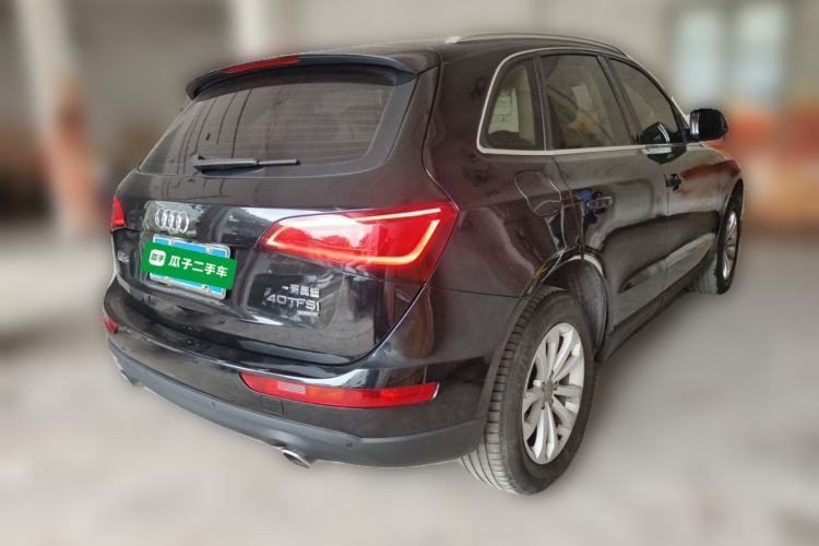 Used Audi Q5 2013 40 TFSI Technology Edition Rear Right 45 Deg