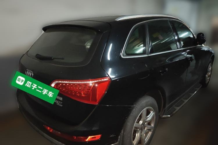 Used Audi Q5 2013 40 TFSI Technology Edition Rear Right 45 Deg
