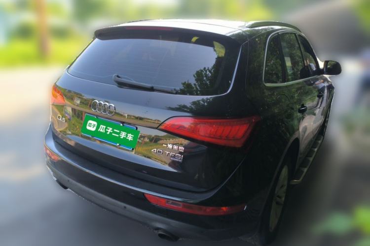 Used Audi Q5 2013 40 TFSI Technology Edition Rear Right 45 Deg