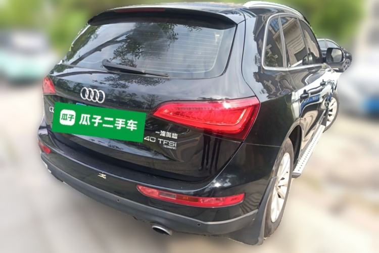 Used Audi Q5 2013 40 TFSI Technology Edition Rear Right 45 Deg