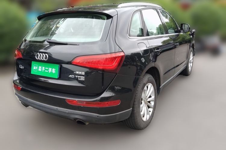 Used Audi Q5 2013 40 TFSI Technology Edition Rear Right 45 Deg