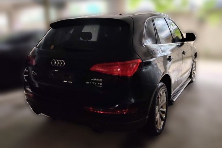 Used Audi Q5 2013 40 TFSI Technology Edition Rear Right 45 Deg