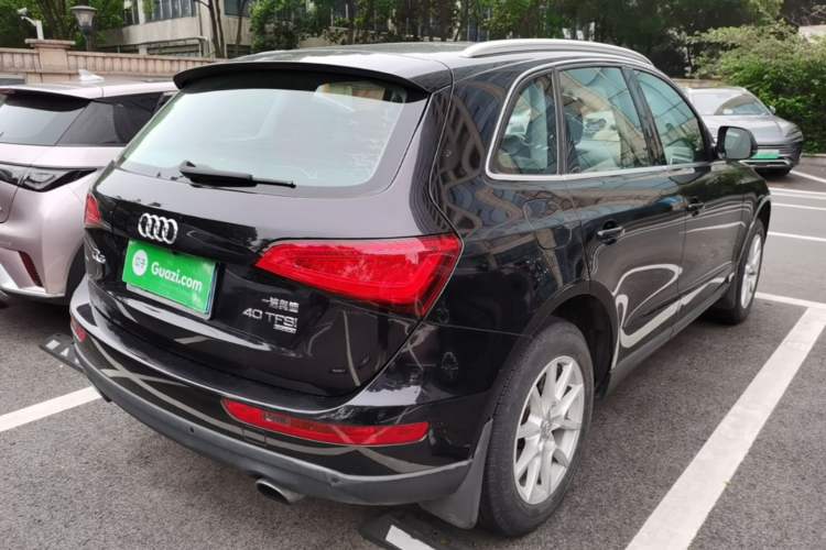Used Audi Q5 2013 40 TFSI Ambition Rear Right 45 Deg