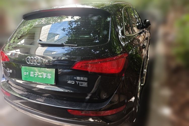 Used Audi Q5 2013 40 TFSI Technology Edition Rear Right 45 Deg