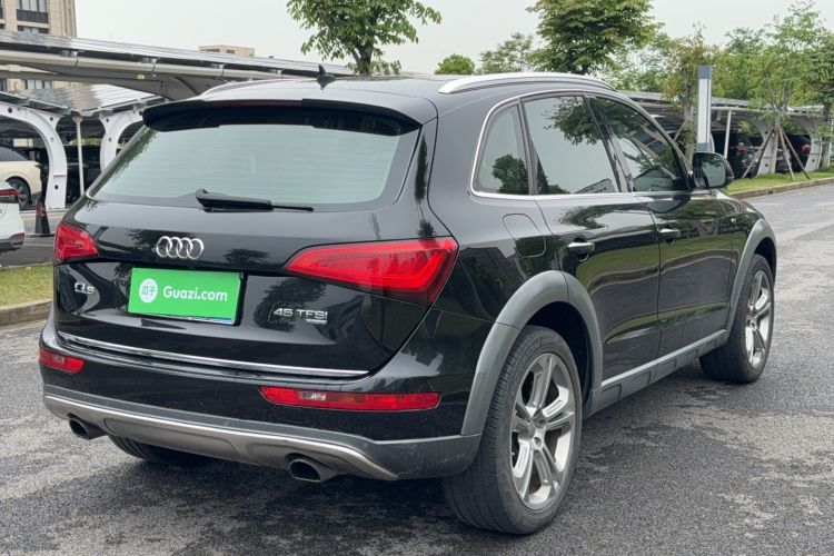 Used Audi Q5 2013 45 TFSI quattro off-road version Rear Right 45 Deg