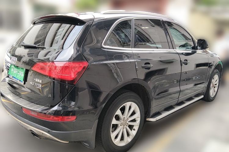 Used Audi Q5 2013 40 TFSI Technology Edition Rear Right 45 Deg