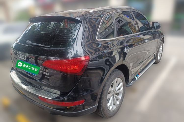 Used Audi Q5 2013 40 TFSI Technology Edition Rear Right 45 Deg