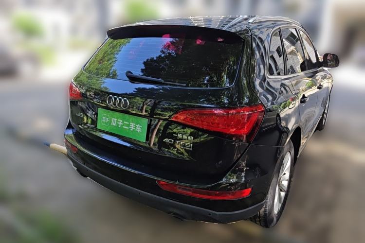 Used Audi Q5 2013 40 TFSI Technology Edition Rear Right 45 Deg