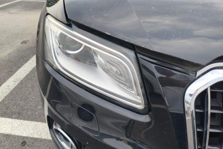 Used Audi Q5 2013 40 TFSI Comfort Edition Right Front Headlight