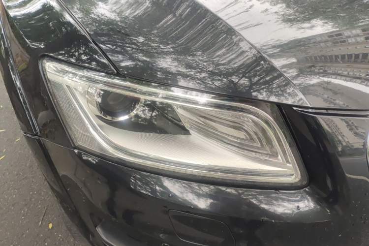 Used Audi Q5 2013 45 TFSI quattro off-road version Right Front Headlight