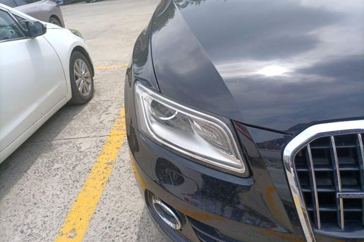 Used Audi Q5 2013 40 TFSI Comfort Edition Right Front Headlight