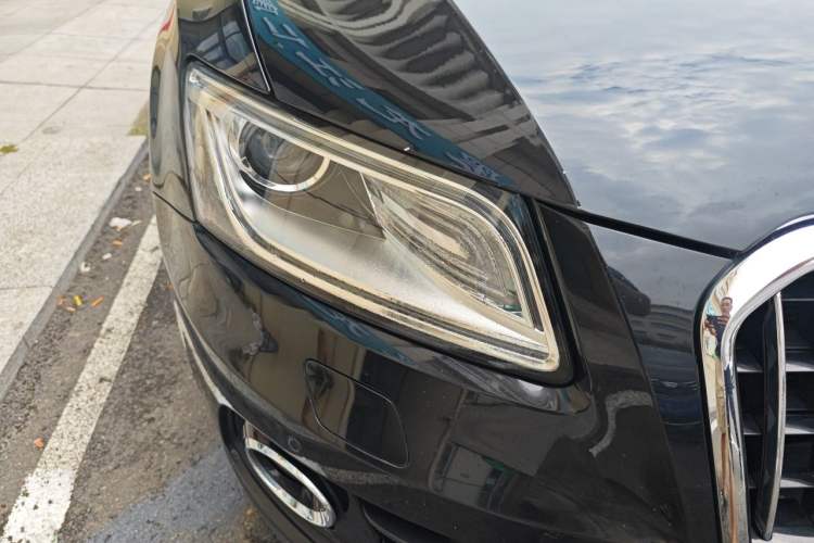 Used Audi Q5 2013 40 TFSI Comfort Edition Right Front Headlight