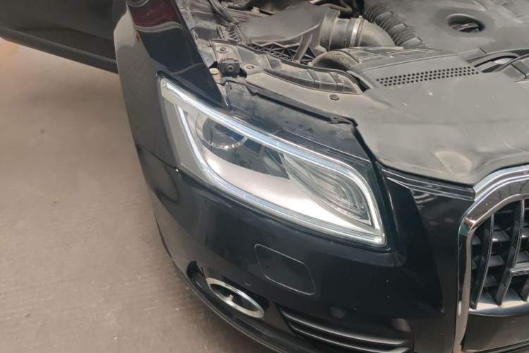 Used Audi Q5 2013 40 TFSI Comfort Edition Right Front Headlight