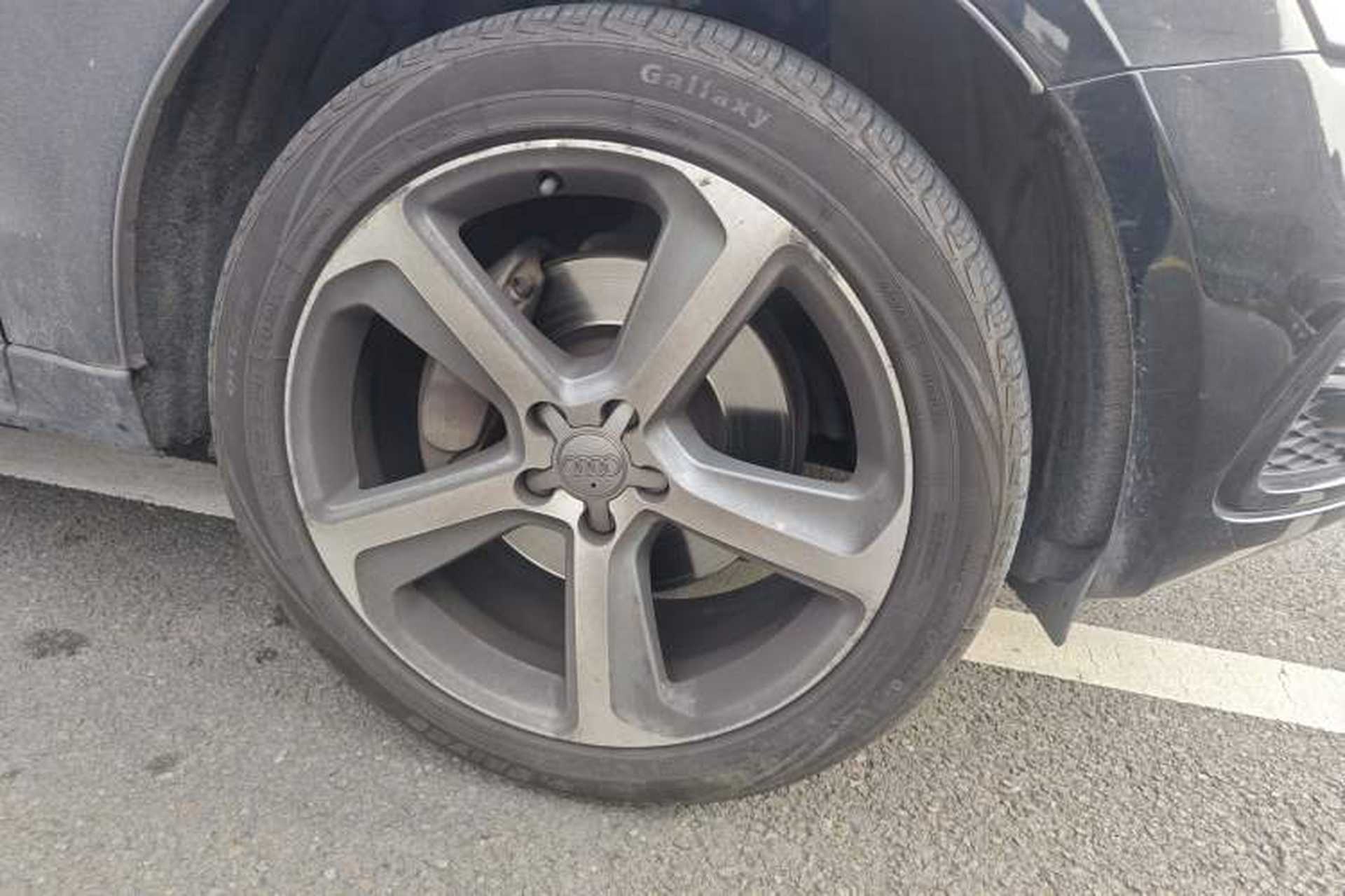 Used Audi Q5 2013 45 TFSI quattro Sport Edition Right Front Wheel Hub