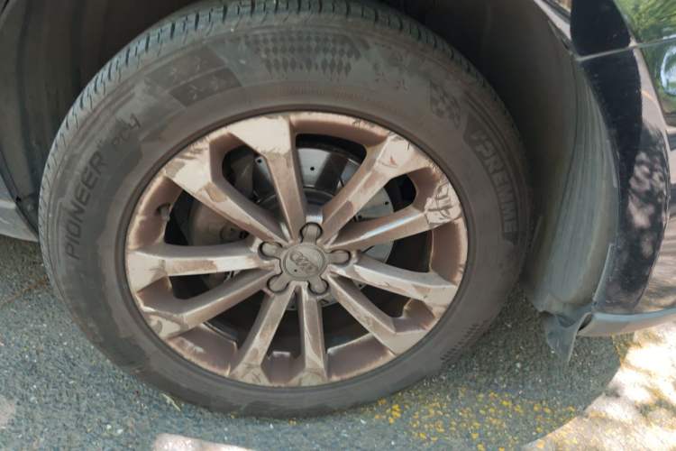Used Audi Q5 2013 40 TFSI Ambition Right Front Wheel Hub