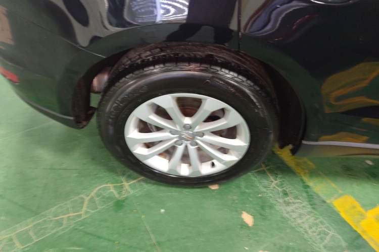 Used Audi Q5 2013 40 TFSI Technology Edition Right Rear Wheel Hub