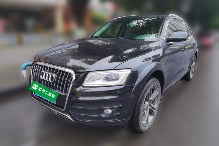 Used Audi Q5 2013 45 TFSI quattro off-road version Guazi used car, China used car export, Used car for sale, Used cars, Cheapest cars for sale