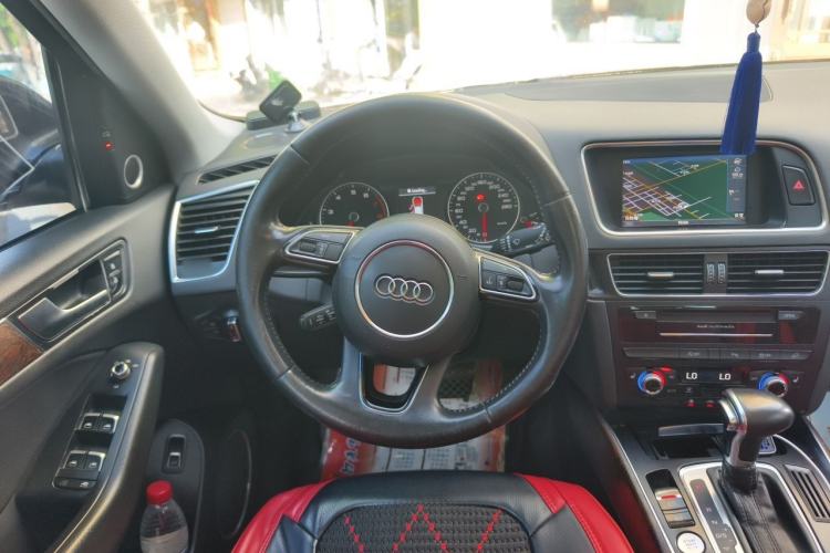 Used Audi Q5 2013 40 TFSI Comfort Edition Steering Wheel