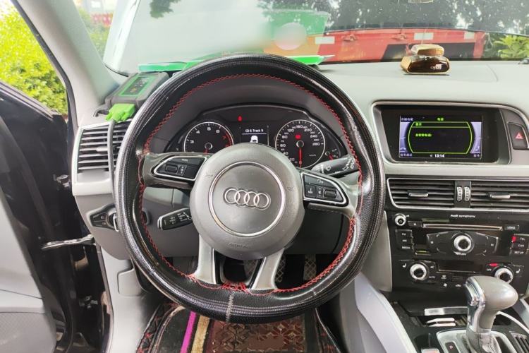 Used Audi Q5 2013 40 TFSI Technology Edition Steering Wheel