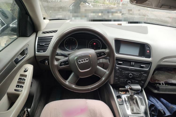 Used Audi Q5 2013 40 TFSI Ambition Steering Wheel