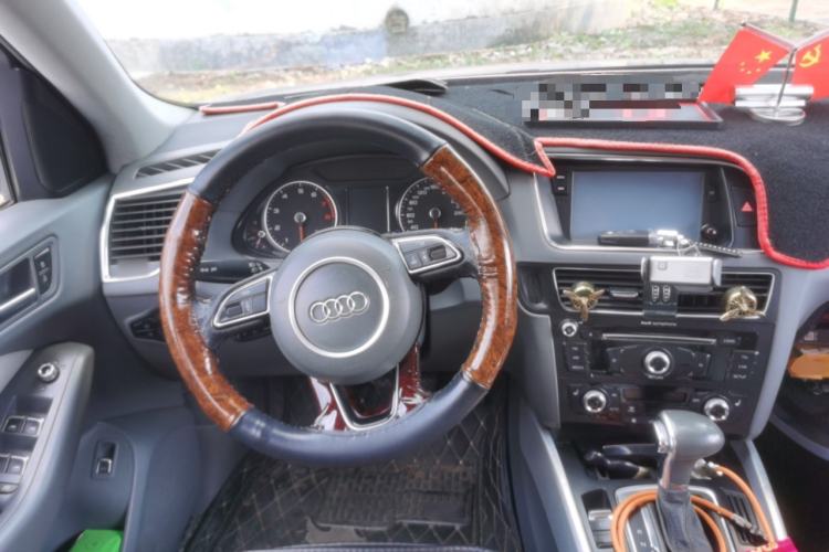 Used Audi Q5 2013 40 TFSI Technology Edition Steering Wheel
