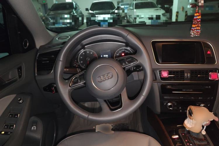 Used Audi Q5 2013 40 TFSI Comfort Edition Steering Wheel