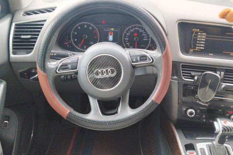 Used Audi Q5 2013 40 TFSI Comfort Edition Steering Wheel