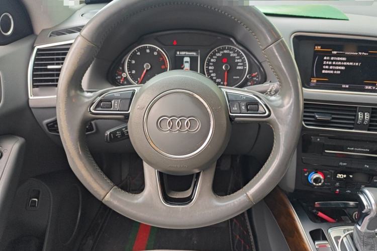 Used Audi Q5 2013 40 TFSI Comfort Edition Steering Wheel