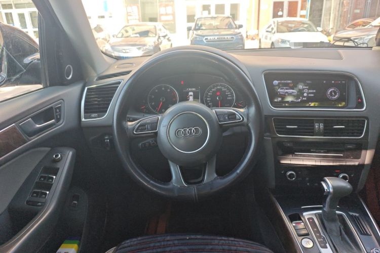 Used Audi Q5 2013 40 TFSI Comfort Edition Steering Wheel