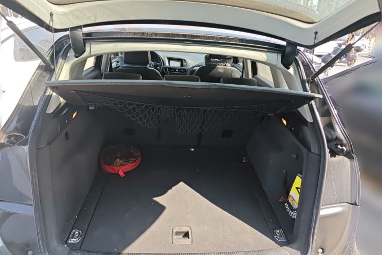 Used Audi Q5 2013 40 TFSI Technology Edition Trunk