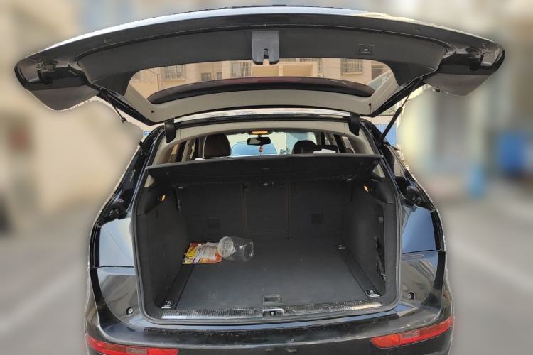Used Audi Q5 2013 40 TFSI Technology Edition Trunk