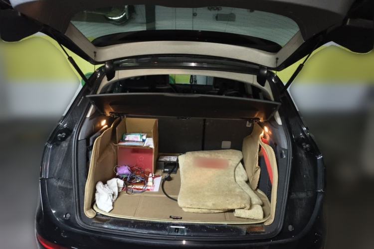 Used Audi Q5 2013 40 TFSI Ambition Trunk