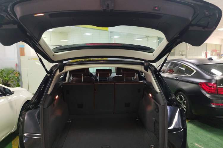 Used Audi Q5 2013 40 TFSI Technology Edition Trunk