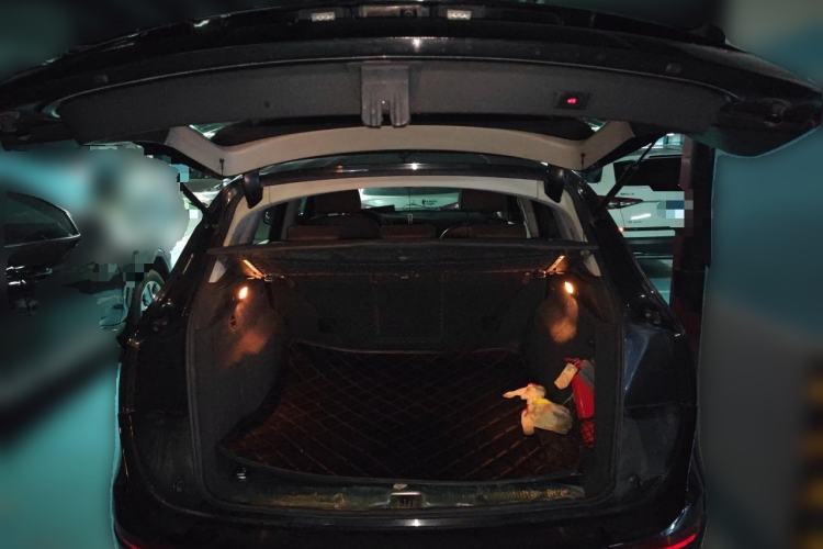 Used Audi Q5 2013 40 TFSI Ambition Trunk