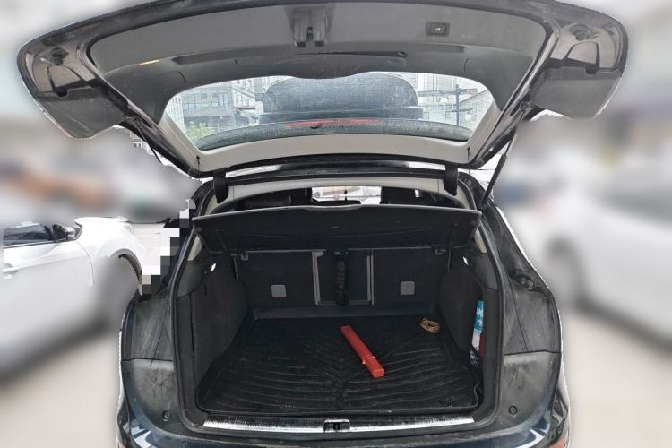 Used Audi Q5 2013 40 TFSI Technology Edition Trunk