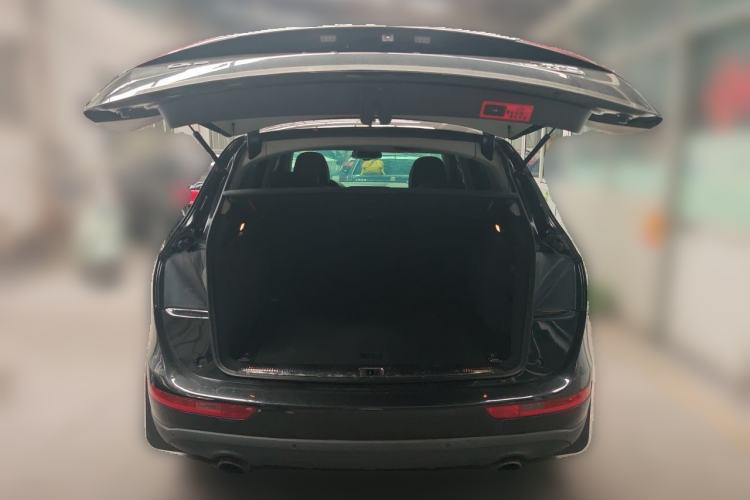 Used Audi Q5 2013 40 TFSI Comfort Edition Trunk