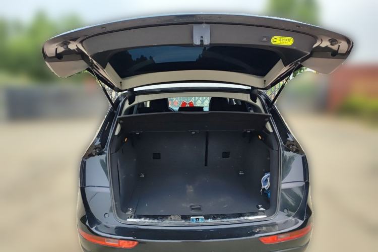 Used Audi Q5 2013 40 TFSI Ambition Trunk