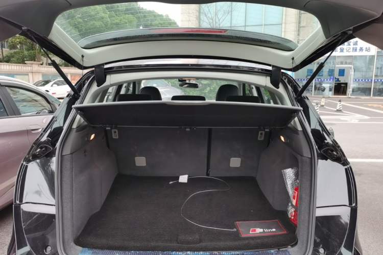 Used Audi Q5 2013 40 TFSI Ambition Trunk