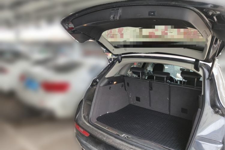 Used Audi Q5 2013 40 TFSI Technology Edition Trunk